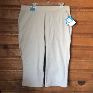 Columbia Walkabout Capri - NWT Sz XL